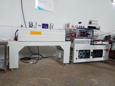 套膜包裝機(jī)